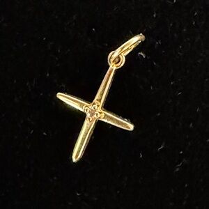 Vintage 14k yellow gold diamond northern star pendant charm